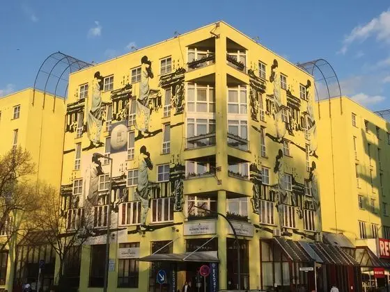 Amber Econtel Berlin Charlottenburg