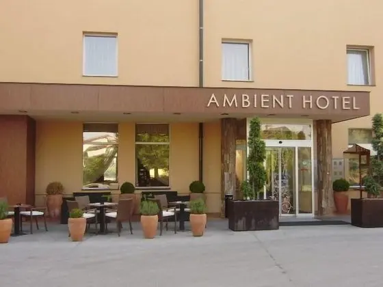 Ambient Hotel - Dış Mekan