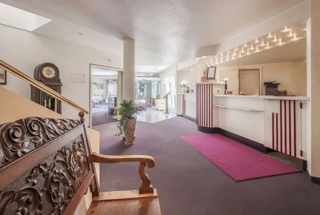 Hotel Ambiente - Lobi