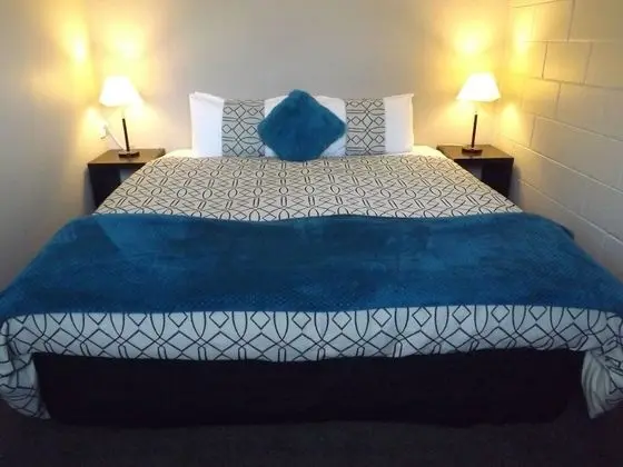 Amble In Motel - Oda