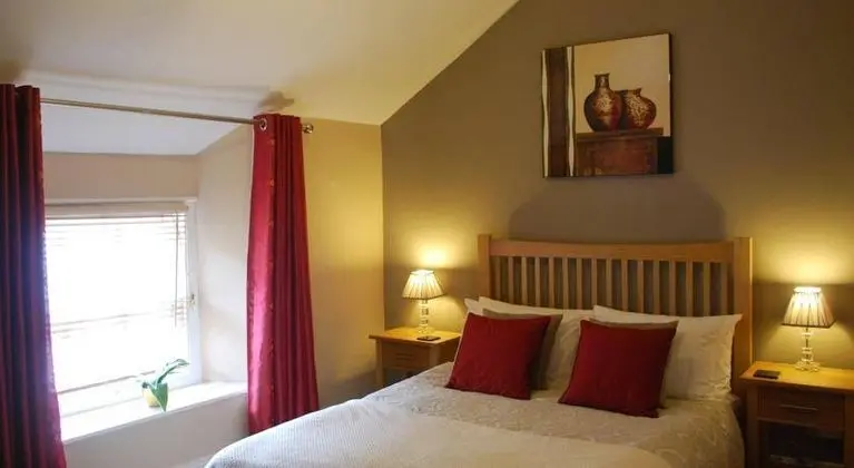 Ambleside Central - Guest House
