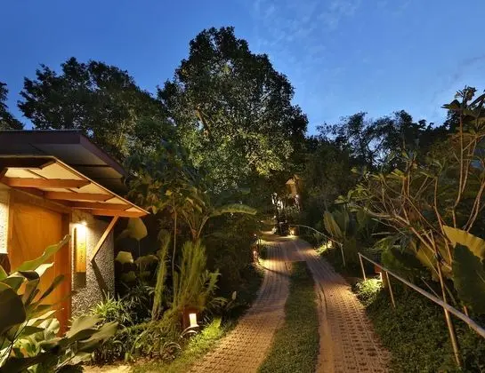 Ambong Pool Villas - Dış Mekan