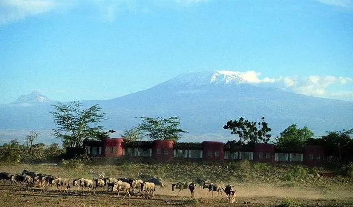 Amboseli Serena Safari Lodge