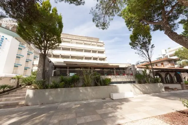 Hotel Ambra - Dış Mekan