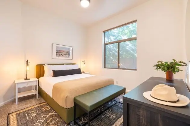 Ambrosia by Avantstay 7 BR Oasis w/ Pool & Outdoor Bar - İç Mekan