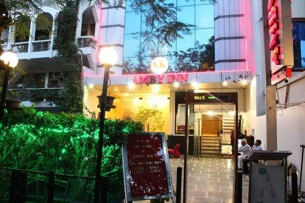 Hotel Amby Inn