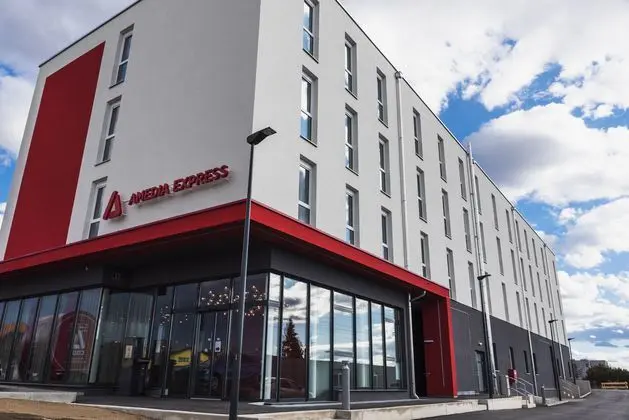 AMEDIA EXPRESS GRAZ AIRPORT