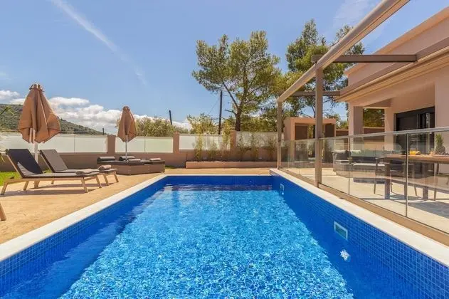 Amelia Residence