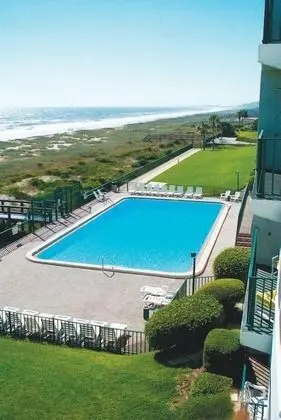 Amelia South Condos - Havuz