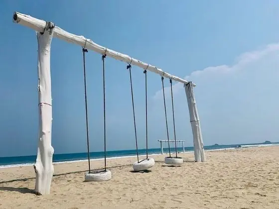 Amerald Resort Hotel Desaru - Plaj
