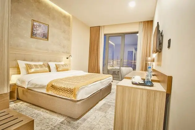 Ameri Plaza Tbilisi - Öne Çıkan Resim