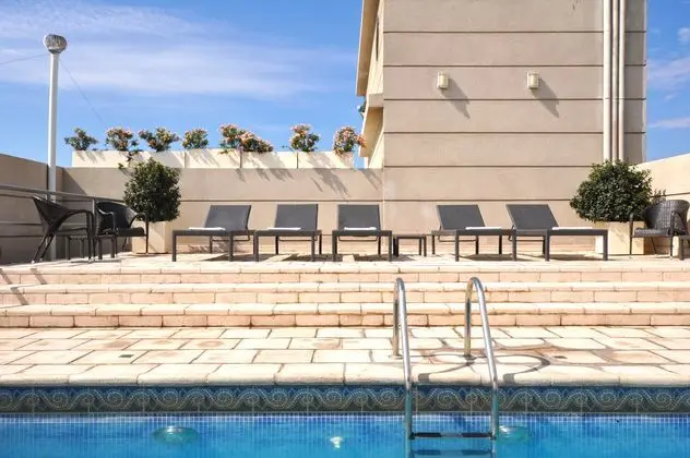 Amerian Executive Mendoza Hotel - Havuz