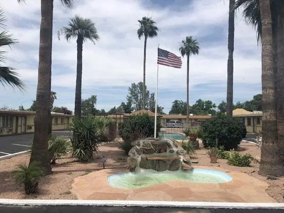 American Executive Inn