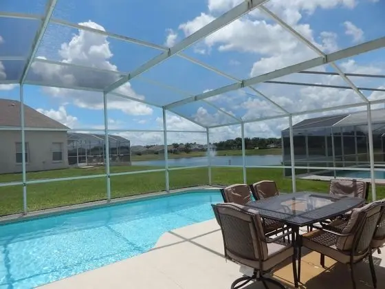 American Homes Rental - Havuz