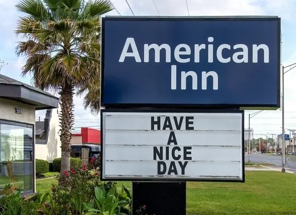 American Inn - Dış Mekan