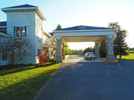American Inn And Suites Houghton Lake