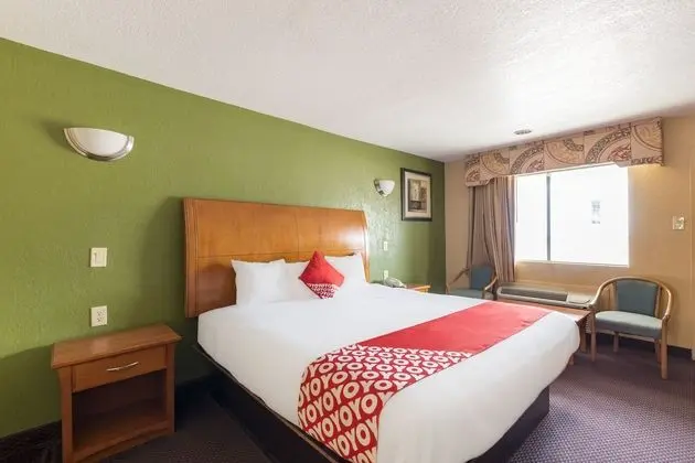American Inn & Suites