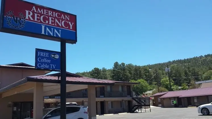 American Regency Inn - Öne Çıkan Resim