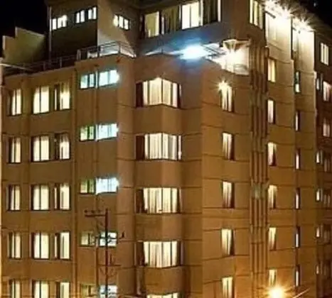 Americana Hotel