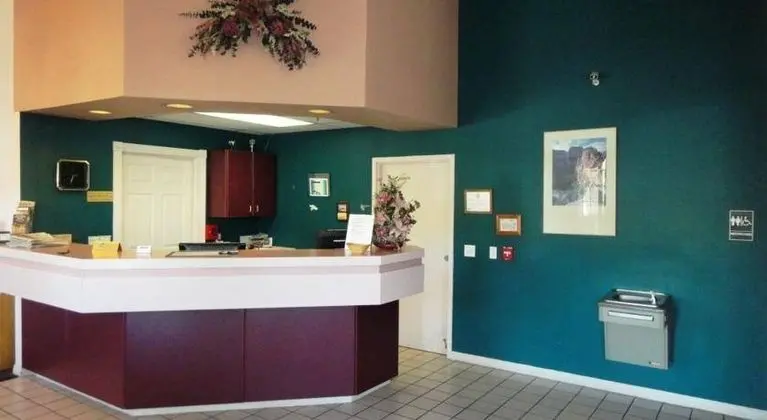 Americas Best Inns-St. George - Genel