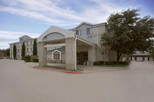 Americas Best Value Inn - Addison/Dallas