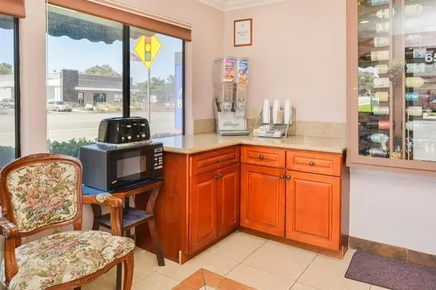 Americas Best Value Inn - Atascadero/Paso Robles - Yerinde Yemek