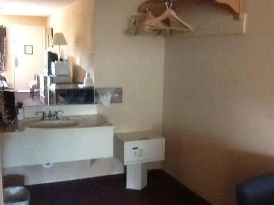 Americas Best Value Inn