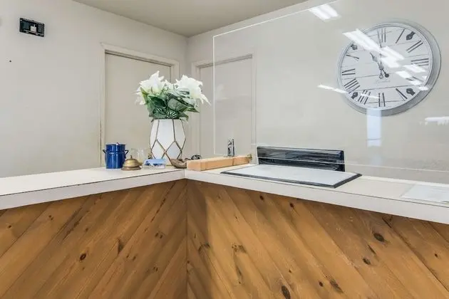 Americas Best Value Inn Baird - Lobi