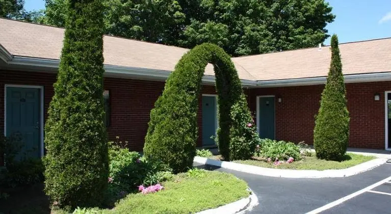 Americas Best Value Inn Branford
