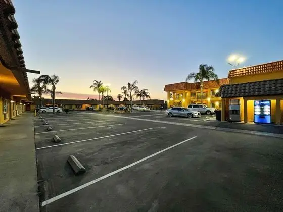 Americas Best Value Inn - Dış Mekan