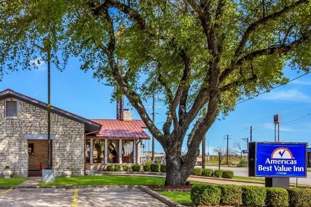 Americas Best Value Inn Columbus, TX - Dış Mekan