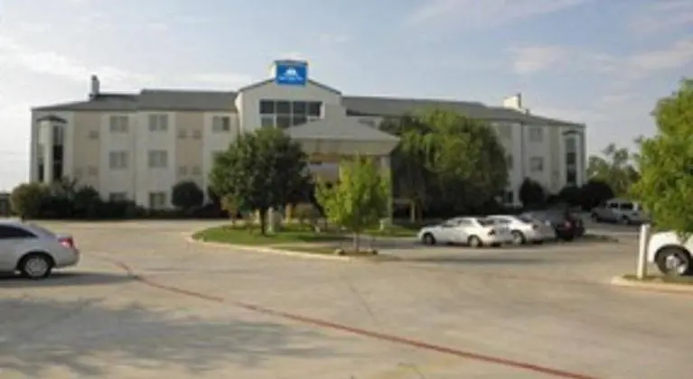 Americas Best Value Inn - Decatur, TX