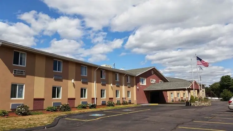 Americas Best Value Inn-Foxboro