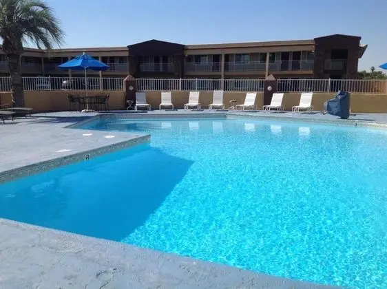 AMERICAS BEST VALUE INN HANFORD