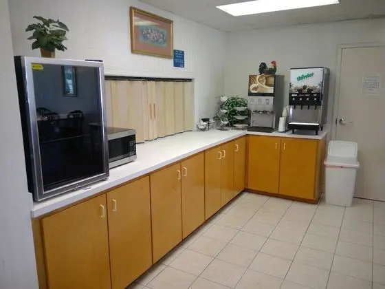 Americas Best Value Inn Kinston - Yerinde Yemek