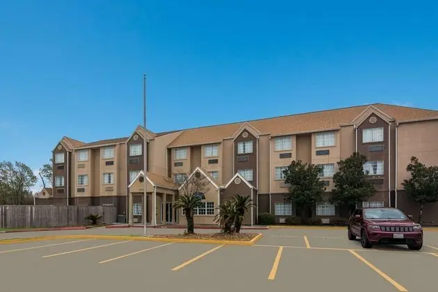 AMERICAS BEST VALUE INN LAKE CHARLES I 210 EXIT 5