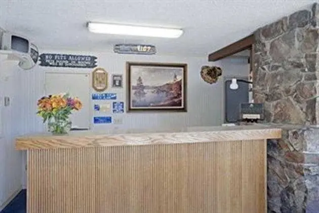 Americas Best Value Inn Lake Tahoe - Lobi
