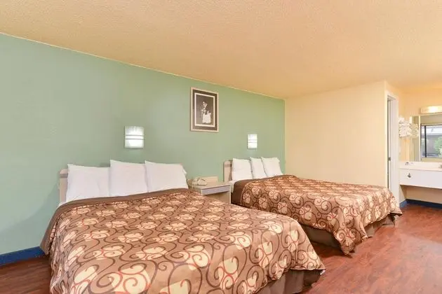 Americas Best Value Inn - Mentor