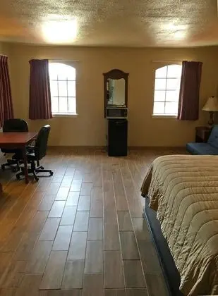 Americas Best Value Inn New Boston