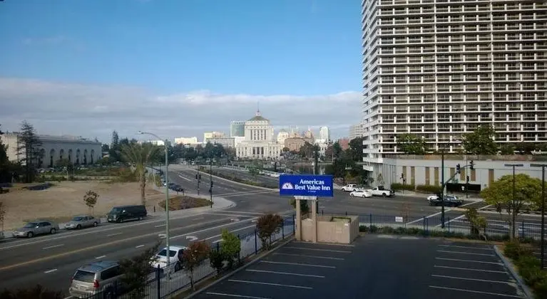 Americas Best Value Inn - Oakland / Lake Merritt
