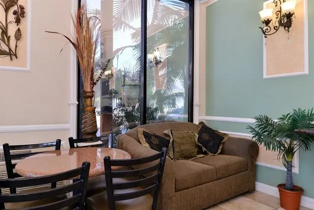Americas Best Value Inn Pasadena/Arcadia - Lobi