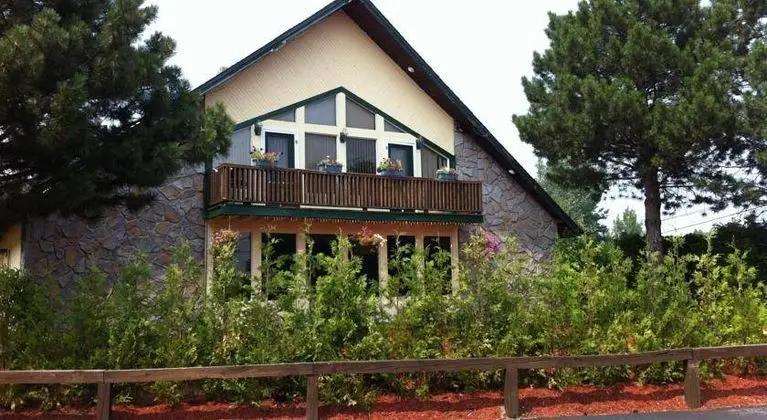 Americas Best Value Inn-Plattsburgh