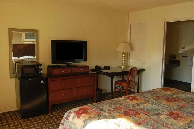 Americas Best Value Inn-Red Bluff