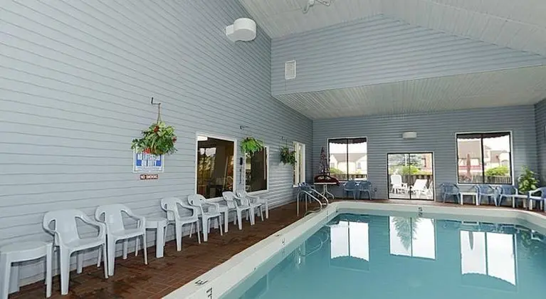 Americas Best Value Inn- St. Ignace