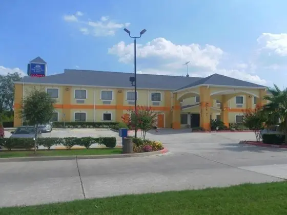 Americas Best Value Inn & Suites-Bush Int'l Airpor
