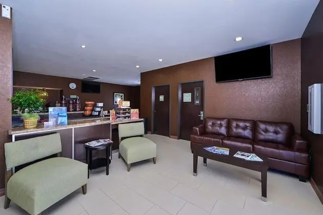 Americas Best Value Inn & Suites Cuero - Lobi
