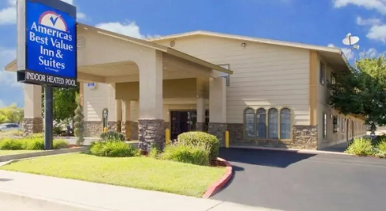 Americas Best Value Inn & Suites-East