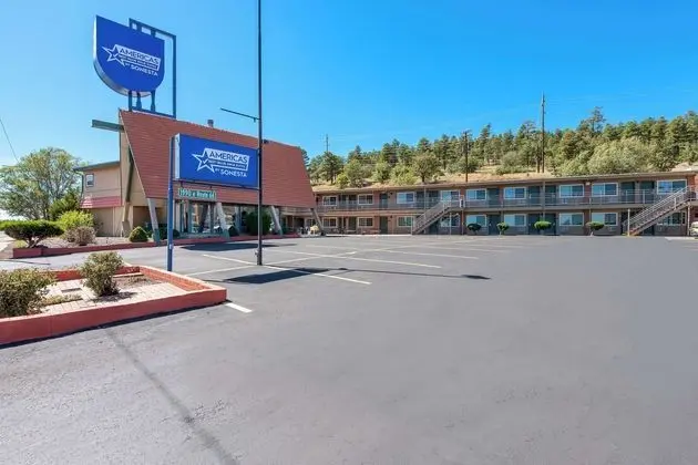Americas Best Value Inn & Suites