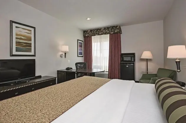Americas Best Value Inn & Suites Gun Barrel City