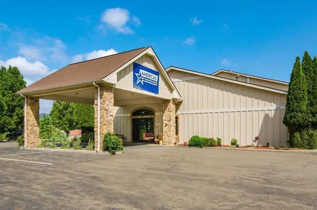 Americas Best Value Inn & Suites Independence VA - 1